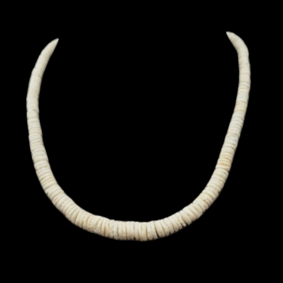 WHITE MEDIUM AND SMALL PUKA SHELLS NECKLACE WITH SCREW CLOSURE - Picture 2 of 4